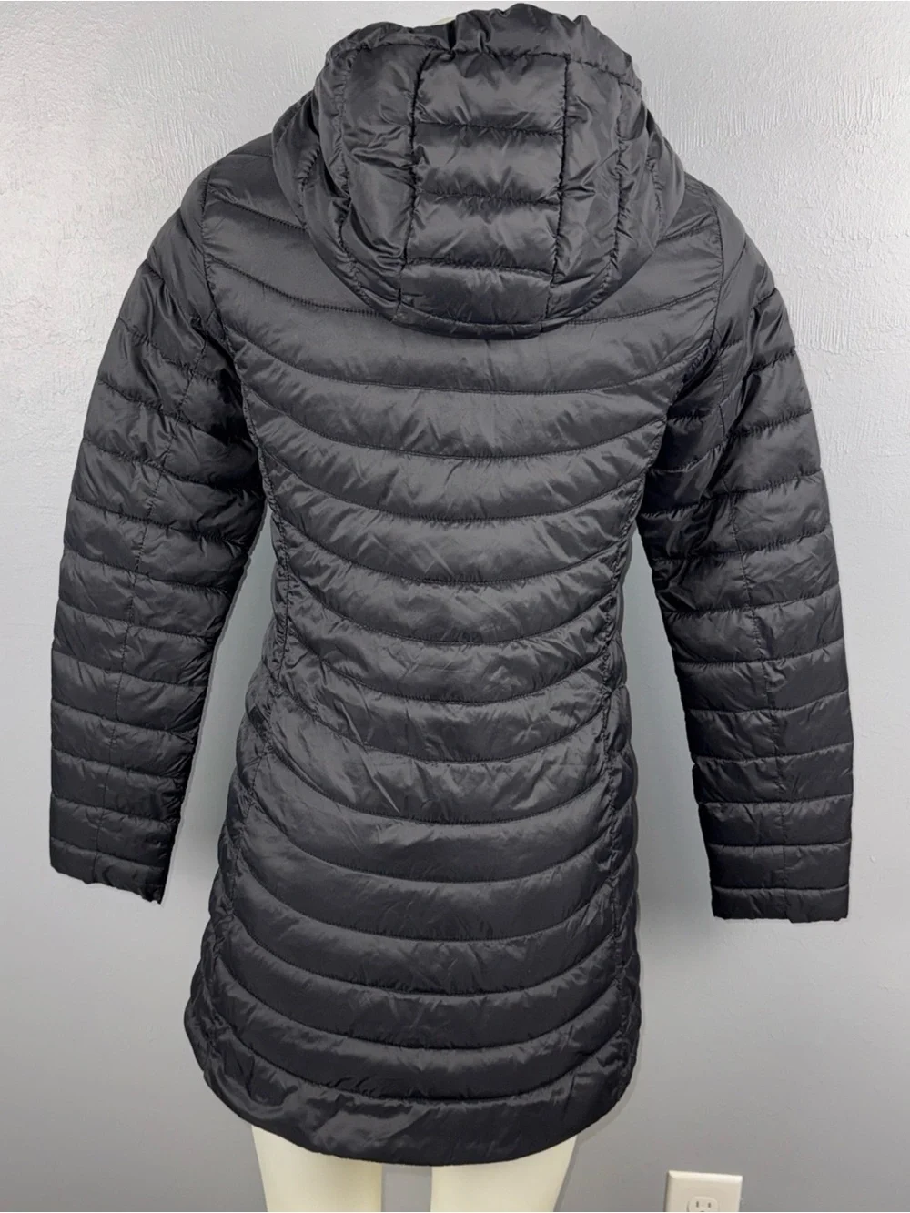 GAP Upcycled Long Puffer Hooded Lightweight Coat Parka Jacket XS Black Packable